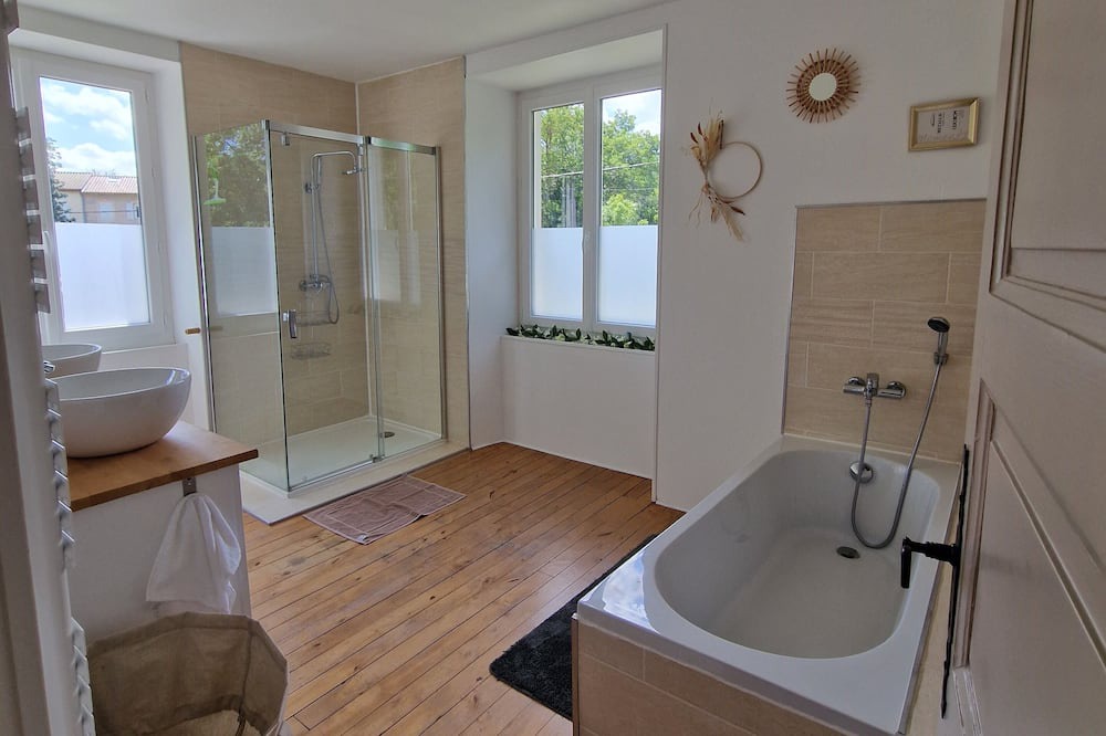 Photo of Bathroom in Alboussiere