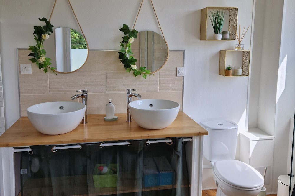 Photo of Bathroom in Alboussiere