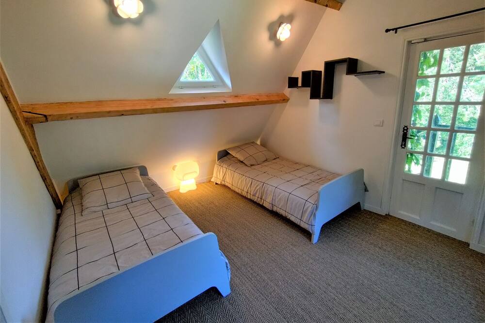 Photo of Bedroom in Le Planquay