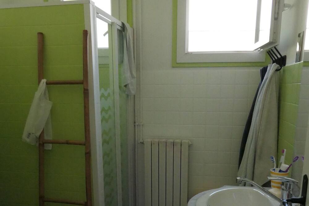 Photo of Bathroom in Saint-Augustin