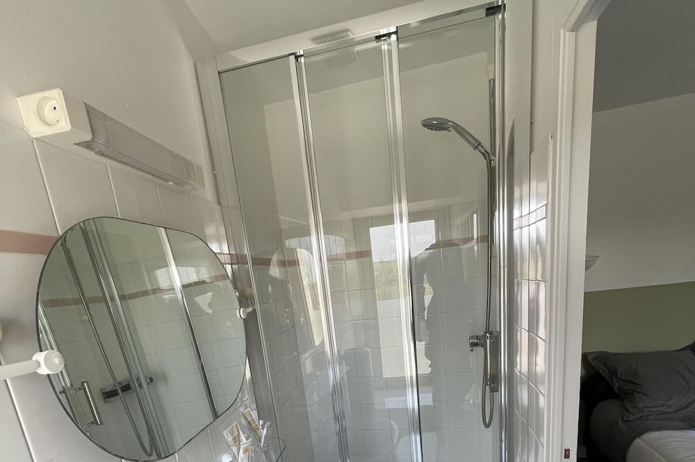 Photo of Bathroom in Plouescat