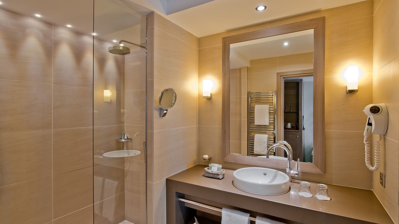Photo of Bathroom in Courtoisville-Sillon-Moka