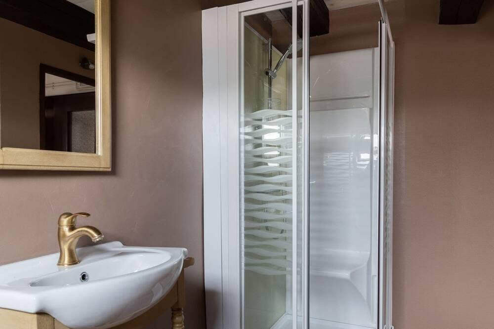 Photo of Bathroom in Niderviller