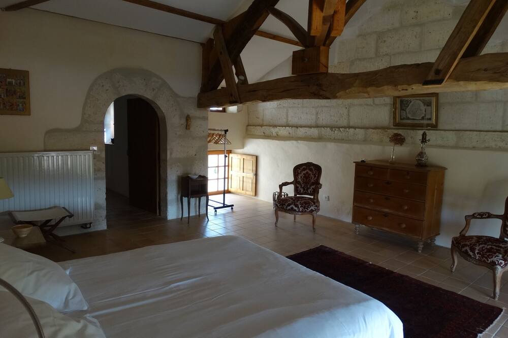 Photo of Bedroom in Puymangou