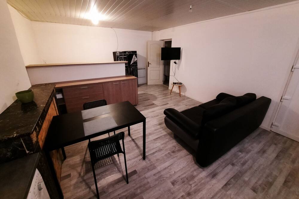 Photo of Bedroom in Avesnes-sur-Helpe