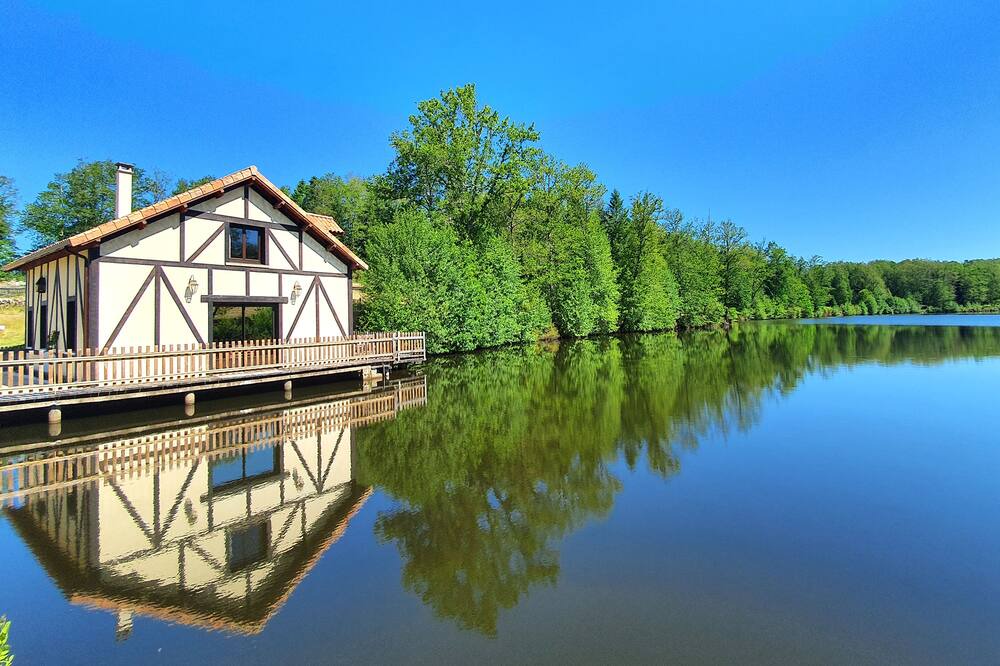 Photo of Outdoor in Saint-Estephe
