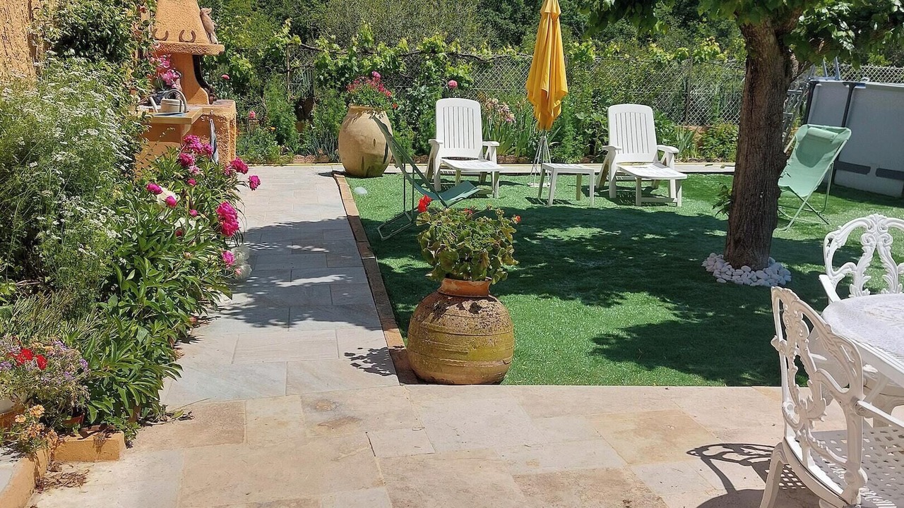 Photo of Patio Balcony in Forcalqueiret