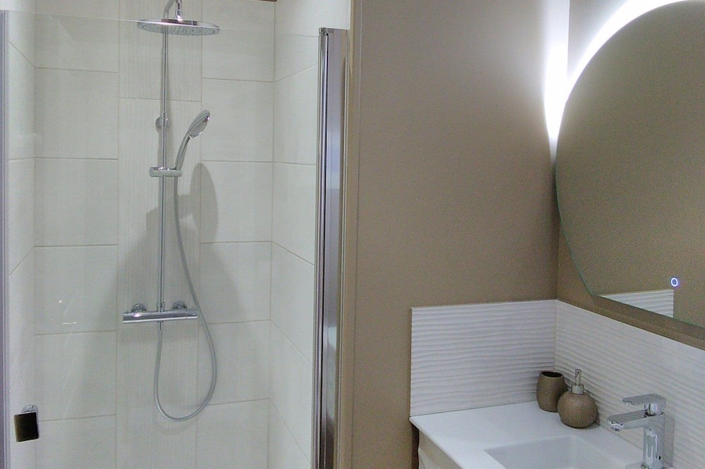 Photo of Bathroom in Gisors