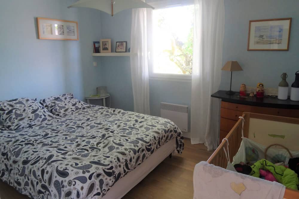 Photo of Bedroom in Lestonat - Monsejour