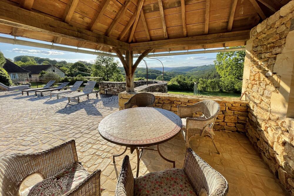 Photo of Patio Balcony in Daglan