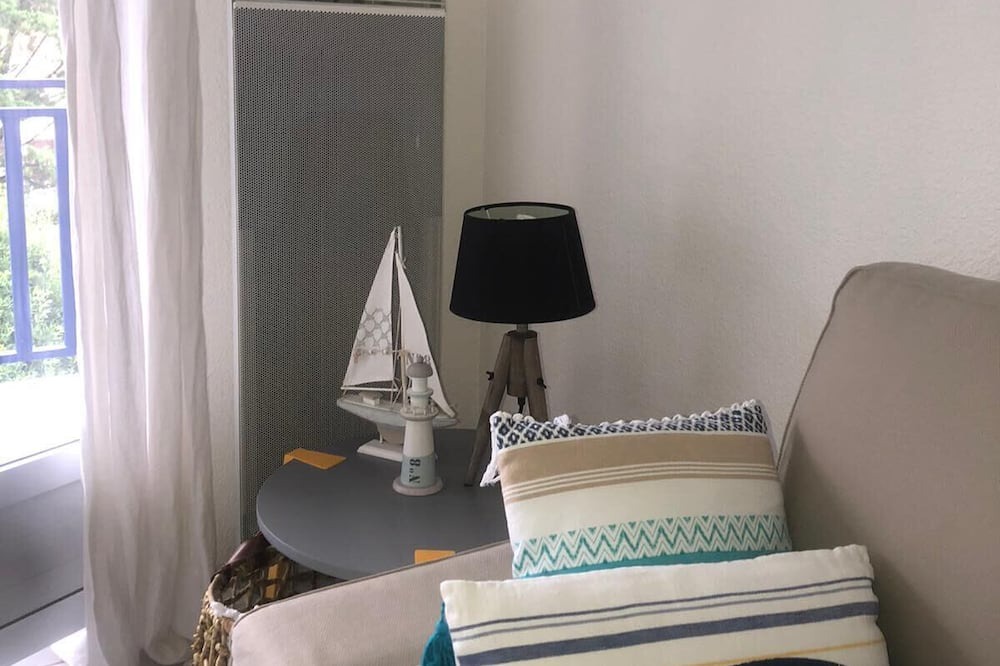 Photo of Livingroom in Gujan-Mestras