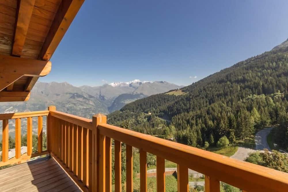 Photo of Patio Balcony in Arc-1800