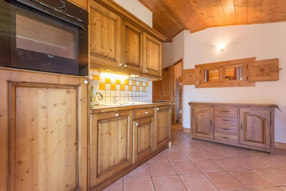Photo of Kitchen in Arc-1800