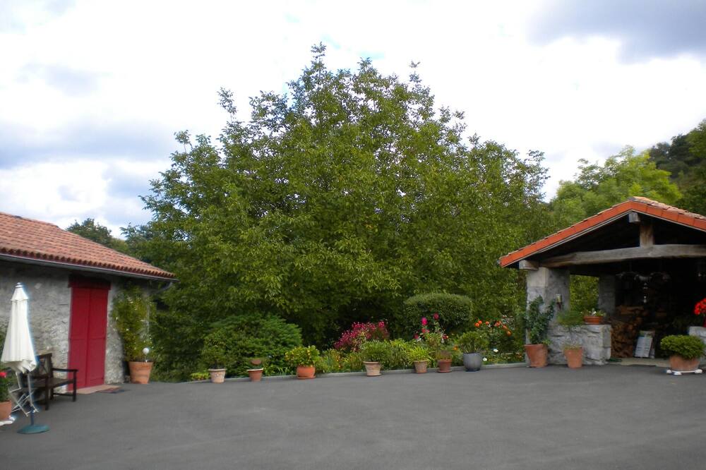 Photo of Others in Saint-Esteben