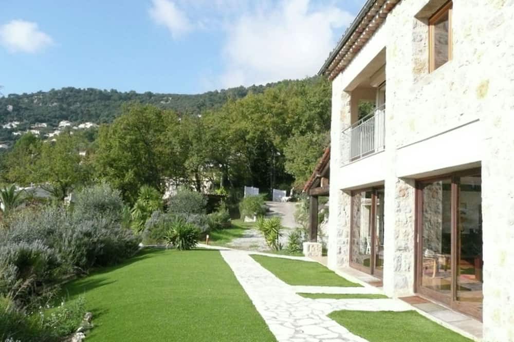 Photo of Outdoor in Le Tignet