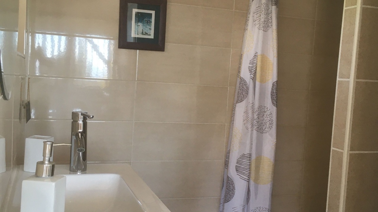 Photo of Bathroom in Nyons