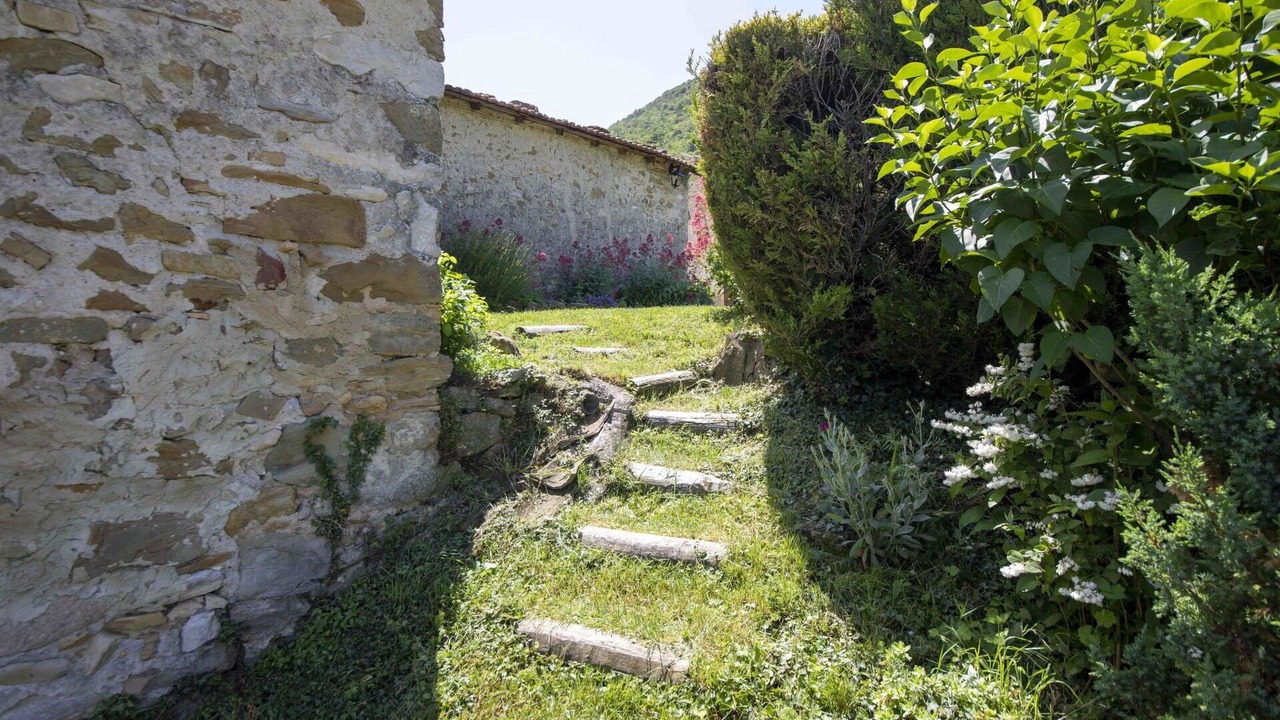 Photo of Outdoor in Roche-Saint-Secret