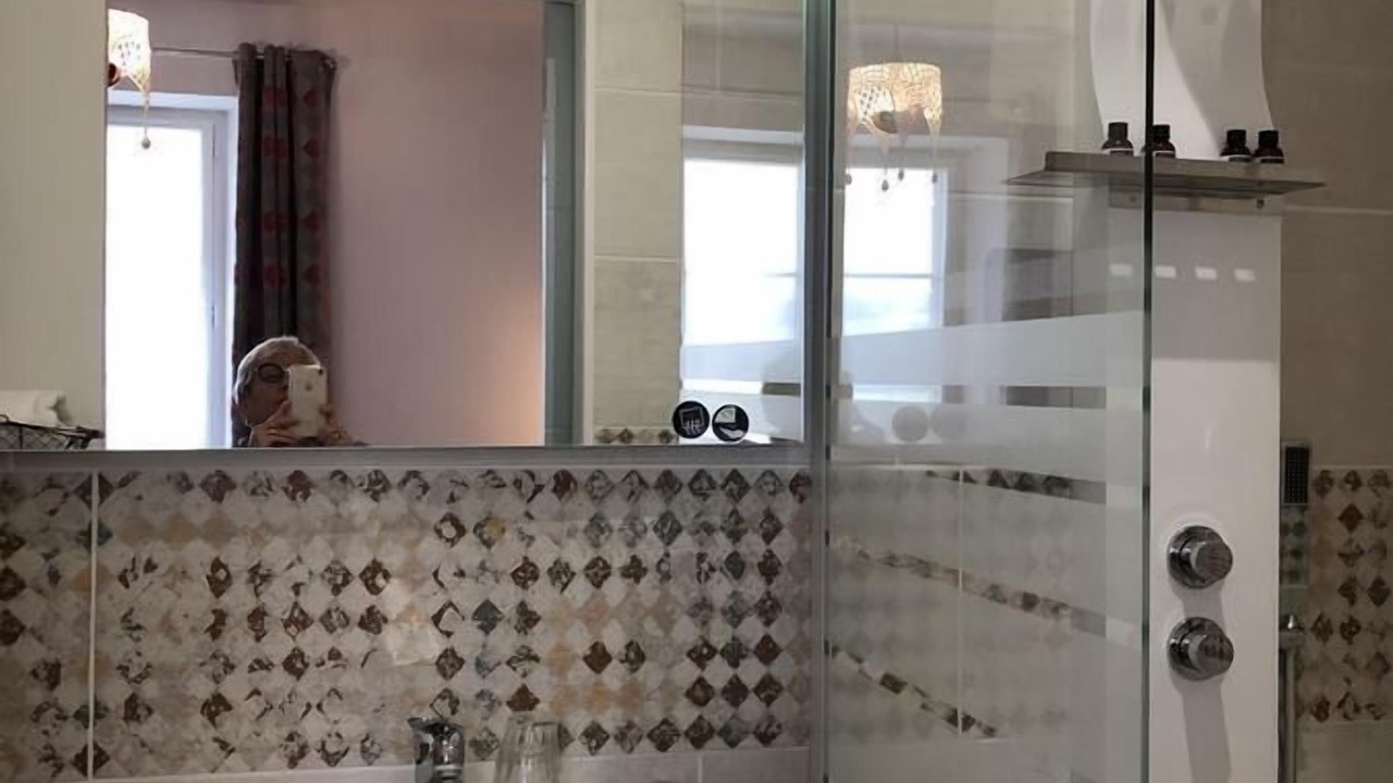 Photo of Bathroom in Curemonte