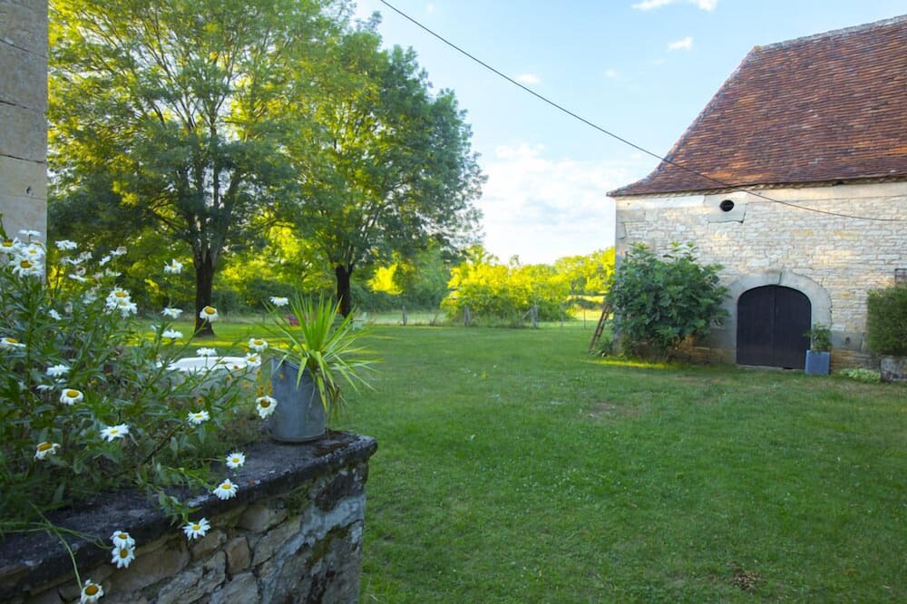 Photo of Outdoor in Rudelle