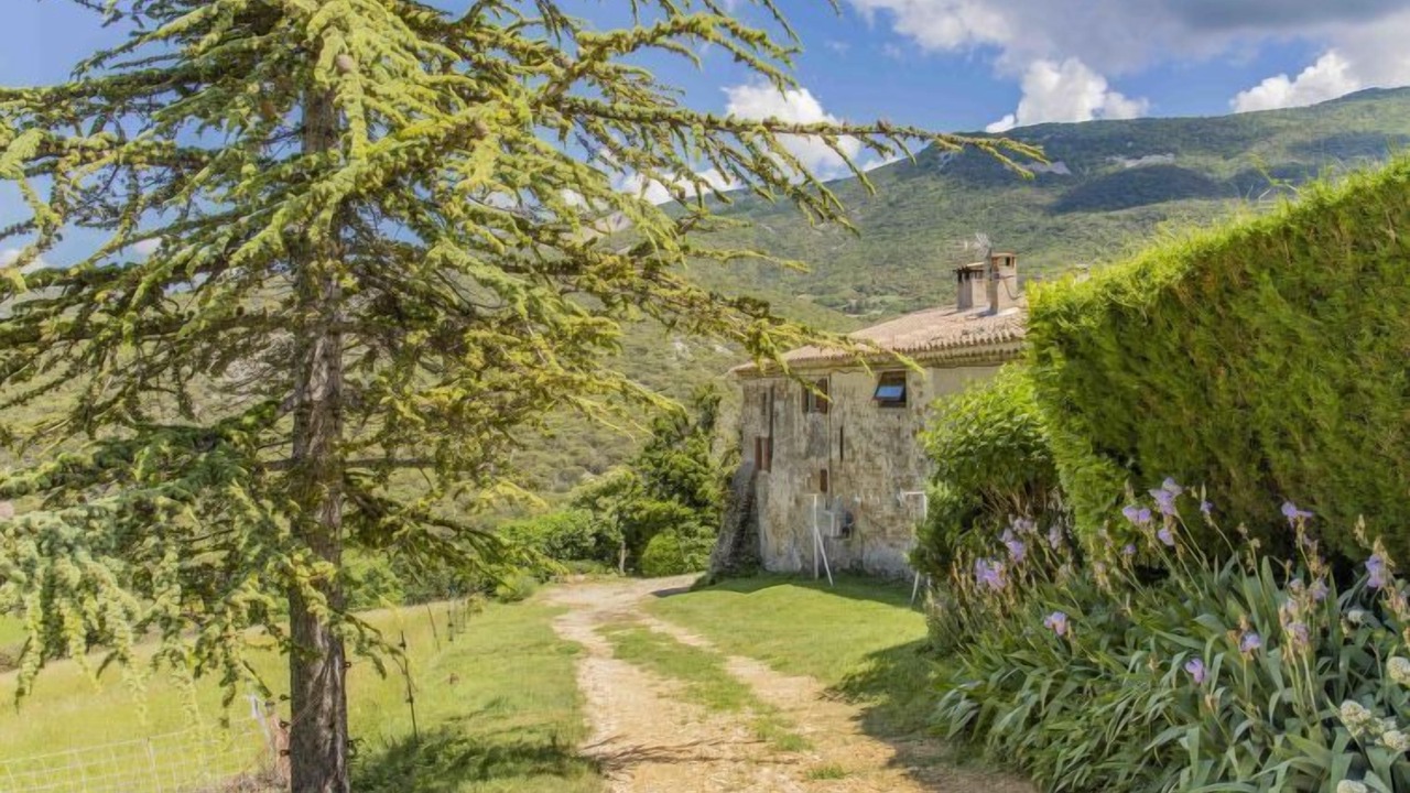 Photo of Outdoor in Roche-Saint-Secret
