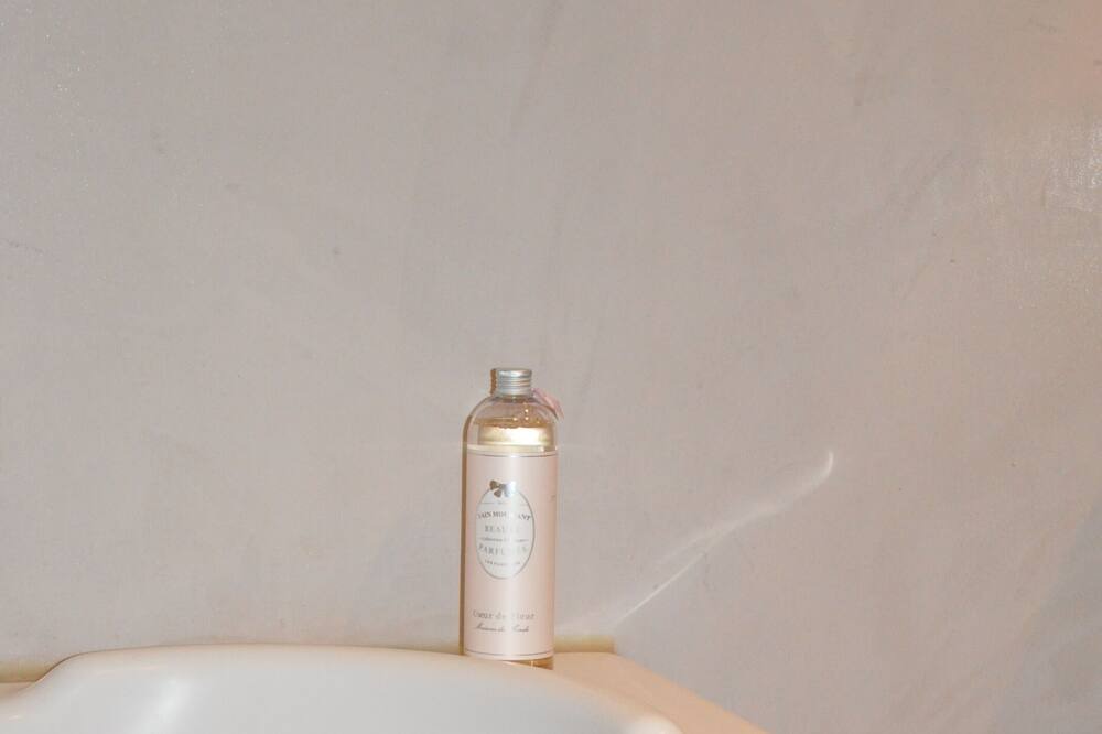 Photo of Bathroom in Roche-Saint-Secret