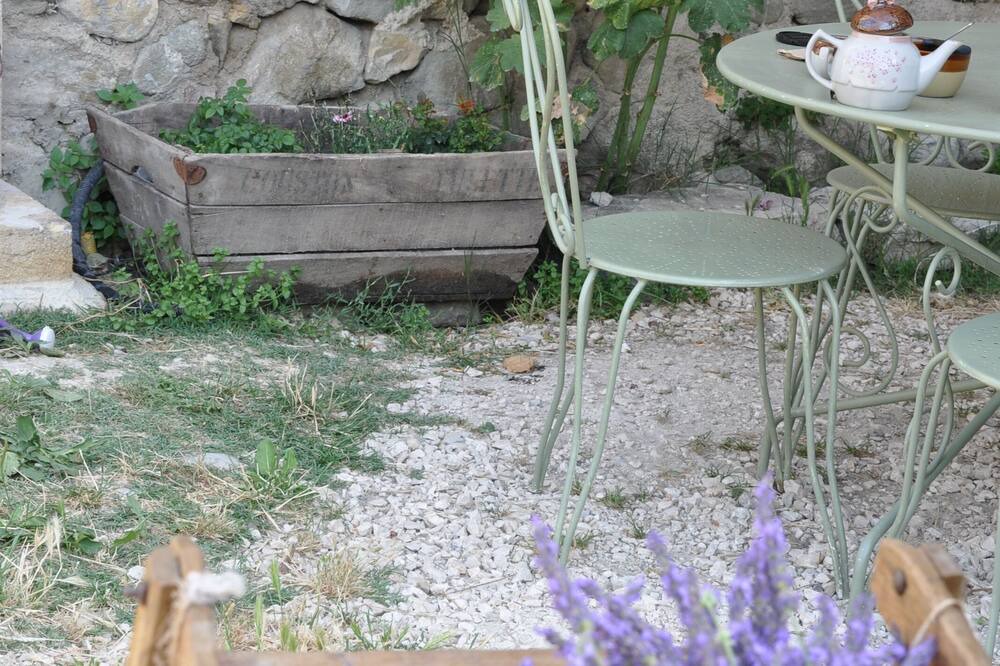 Photo of Outdoor in Roche-Saint-Secret