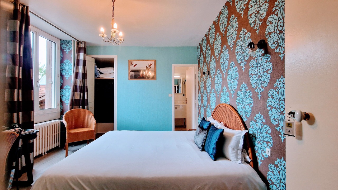 Photo of Bedroom in Thorigne-sur-Due