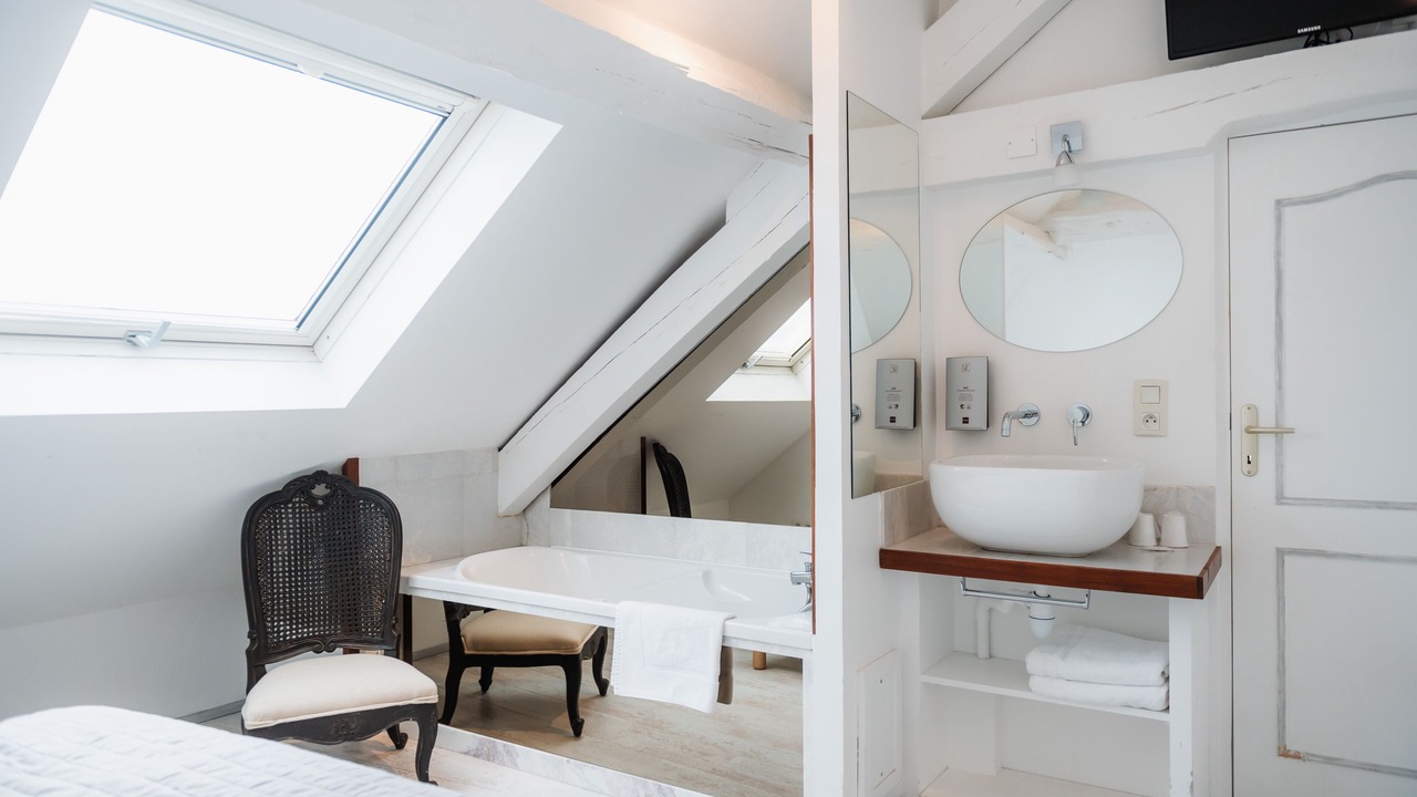 Photo of Bathroom in Embrun