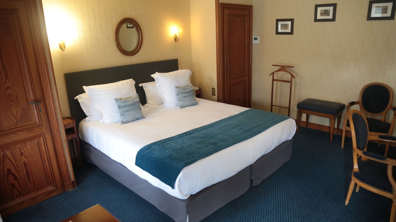 Photo of Bedroom in Barbizon