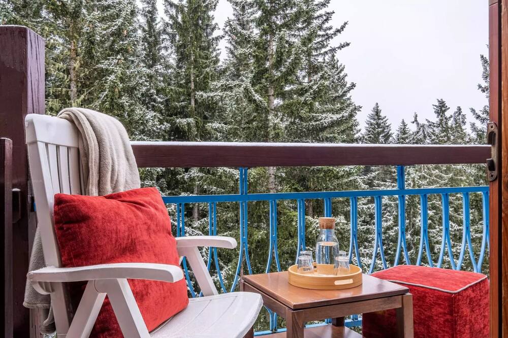 Photo of Outdoor in Arc-1800