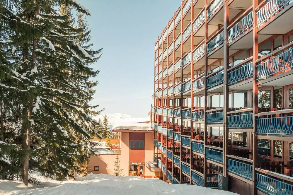 Photo of Outdoor in Arc-1800