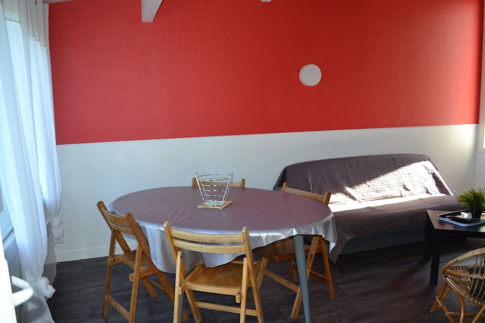 Photo of Livingroom in Verruyes