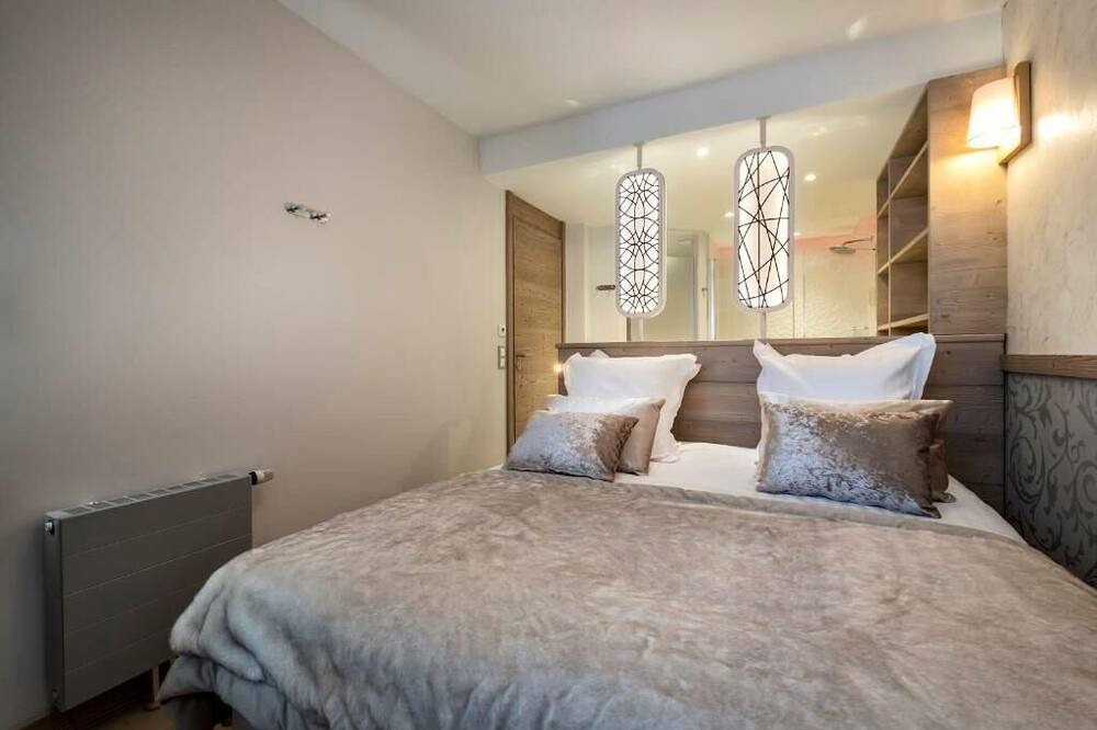 Photo of Bedroom in Meribel Centre