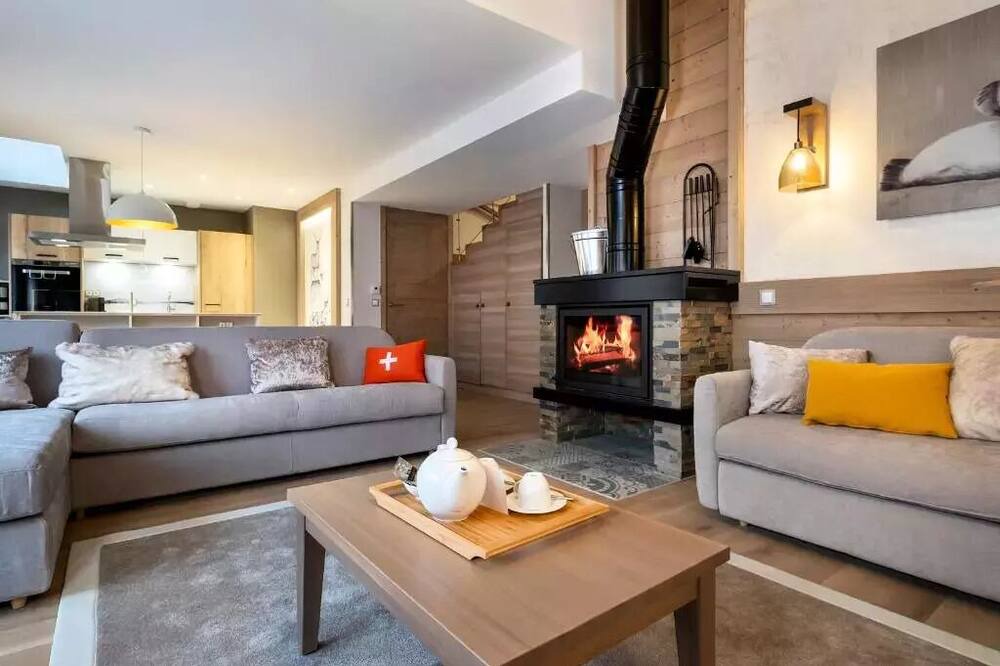 Photo of Livingroom in Meribel Centre