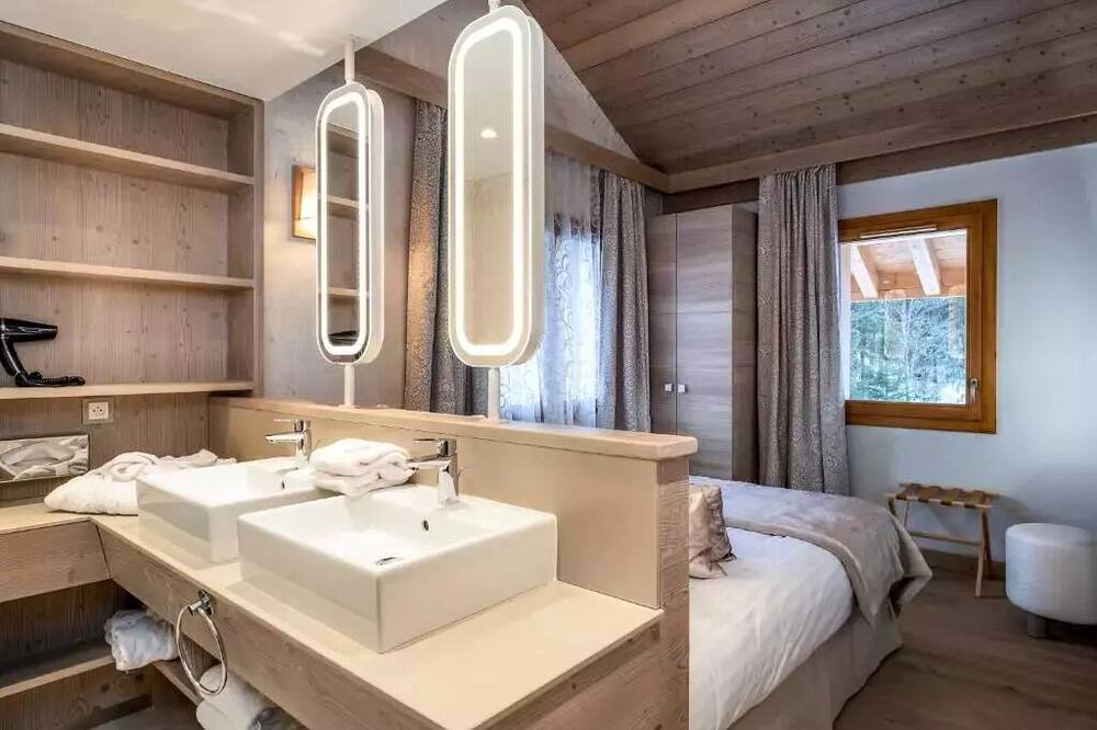 Photo of Bathroom in Meribel Centre