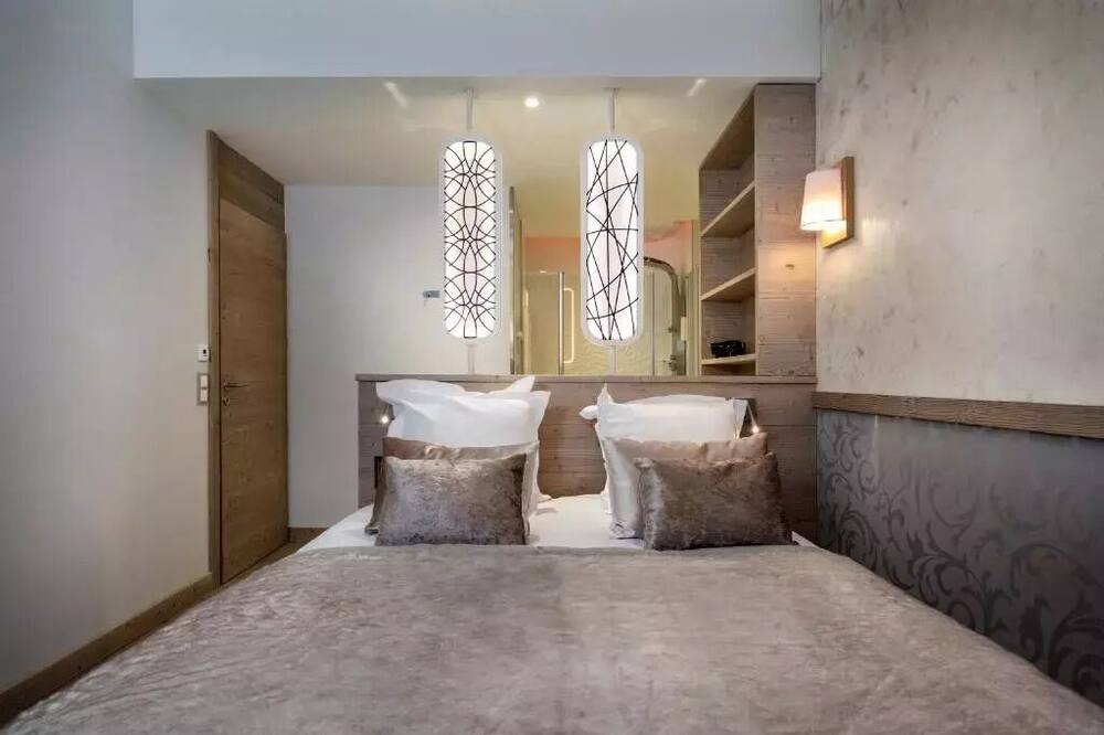 Photo of Bedroom in Meribel Centre