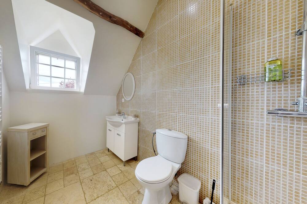 Photo of Bathroom in Daglan