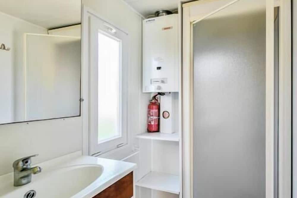 Photo of Bathroom in Angles
