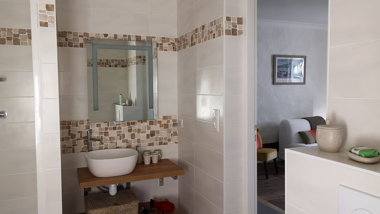 Photo of Bathroom in Louhossoa