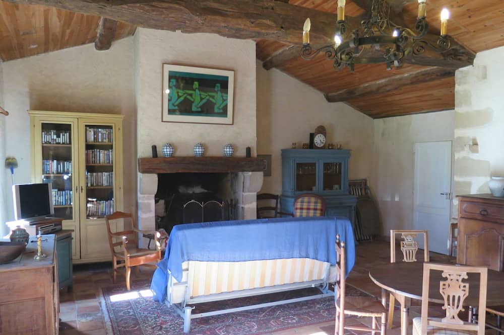 Photo of Bedroom in Labretonie