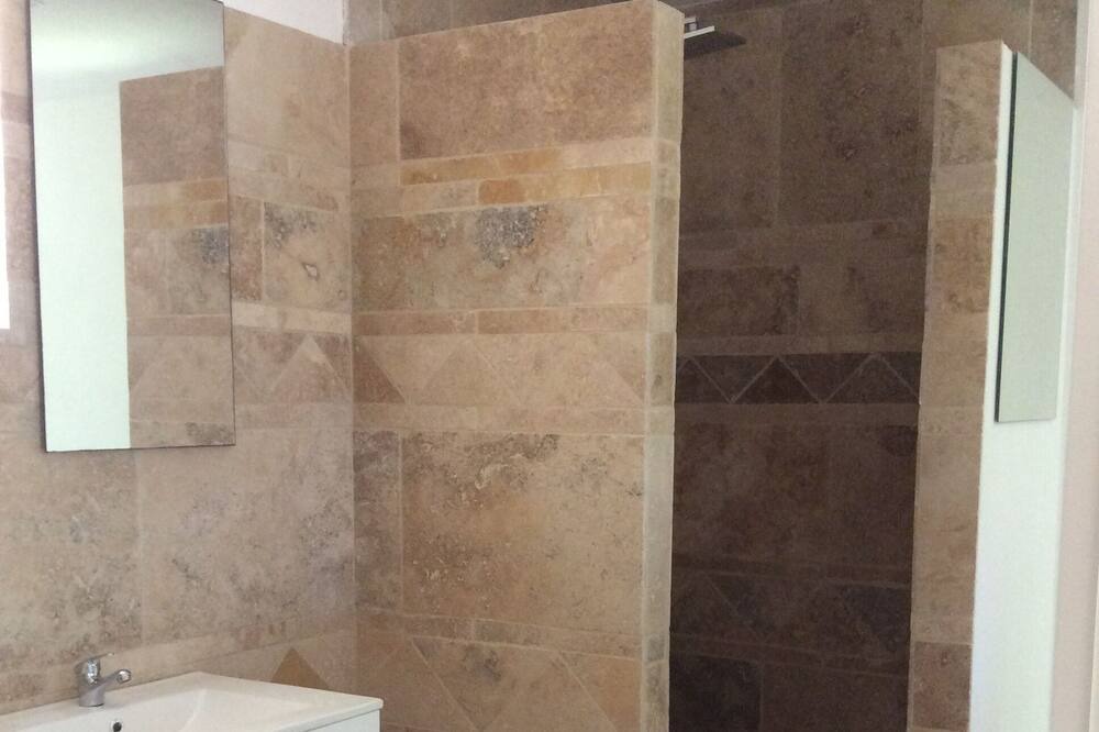 Photo of Bathroom in Sarlat-la-Caneda