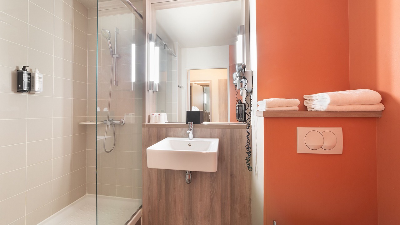 Photo of Bathroom in Saint-Cyr-l'Ecole
