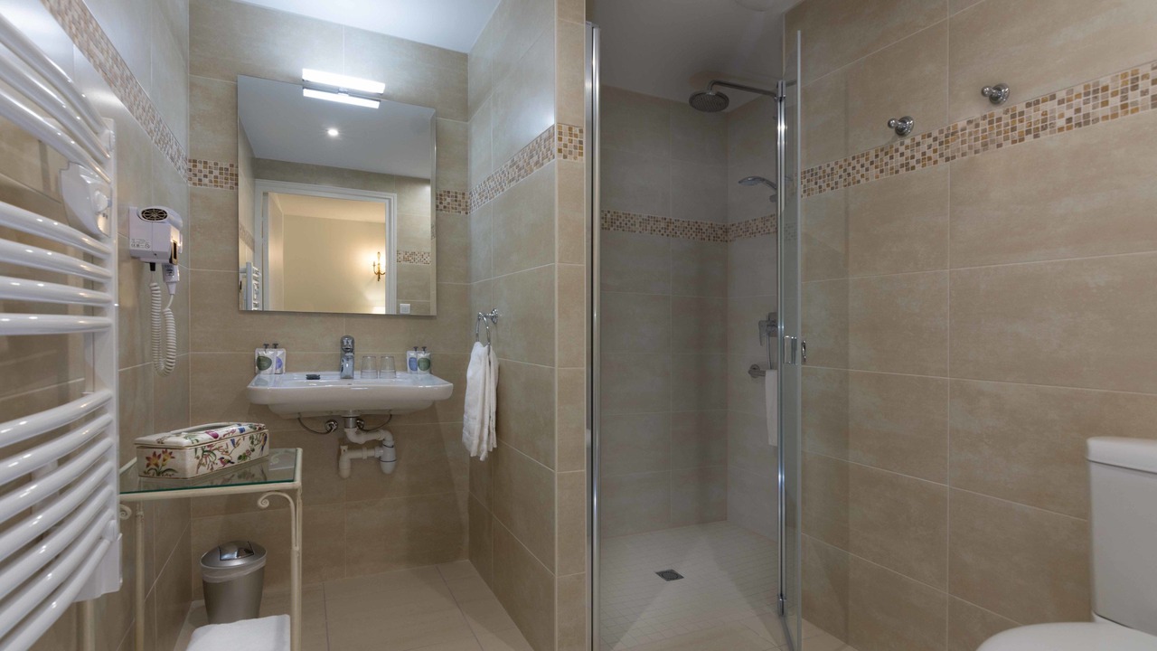 Photo of Bathroom in Cellettes