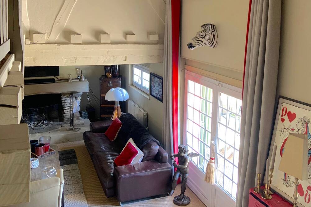 Photo of Livingroom in Le Cormier