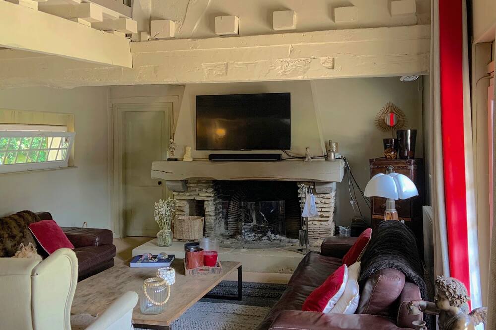 Photo of Livingroom in Le Cormier