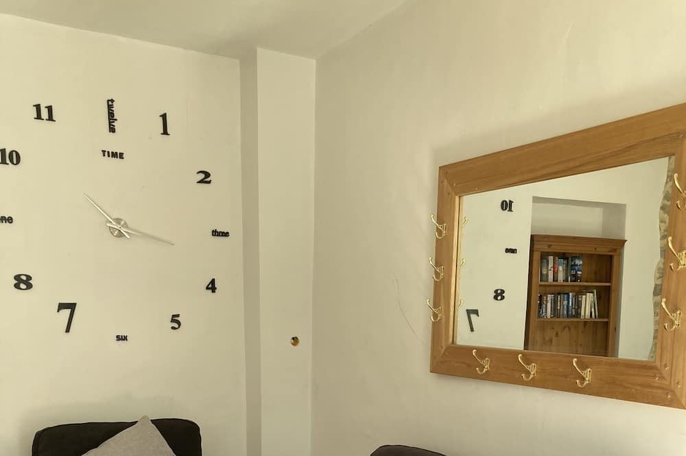 Photo of Livingroom in Pre-en-Pail