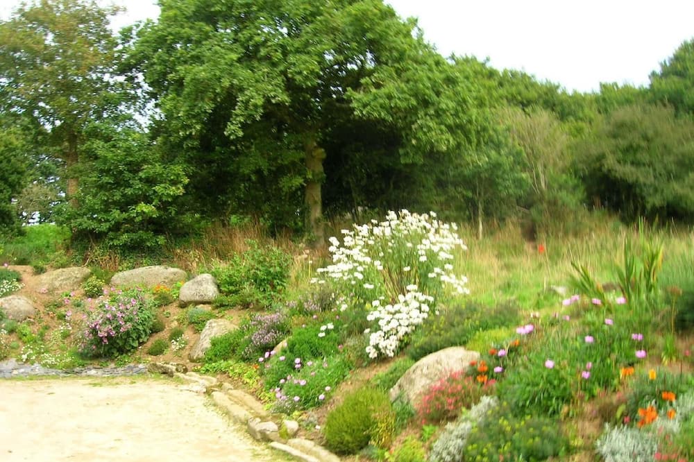 Photo of Outdoor in Plouneour-Menez