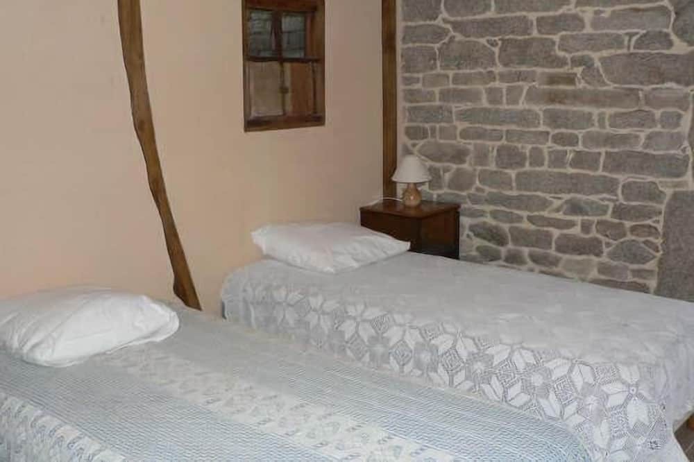 Photo of Bedroom in Plouneour-Menez