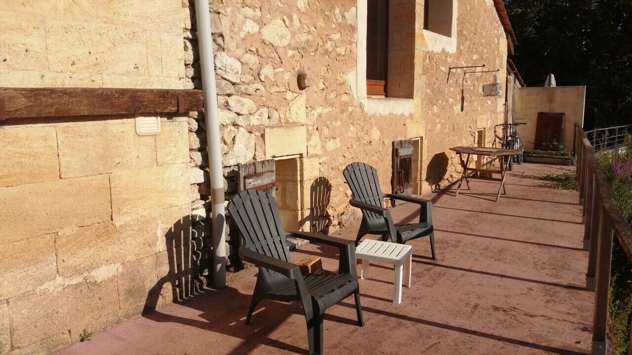 Photo of Patio Balcony in Saint-Laurent-des-Combes