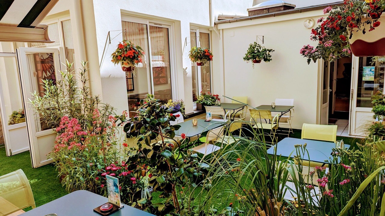 Photo of Patio Balcony in Cœur de Ville